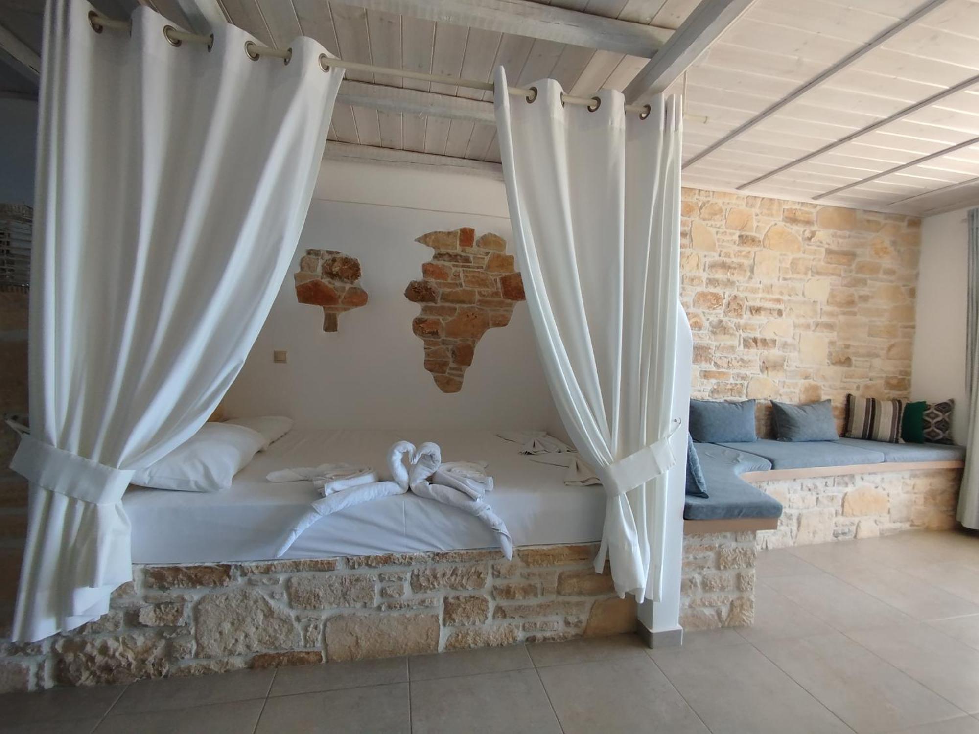 Alexena Apartments Agia Galini Dış mekan fotoğraf