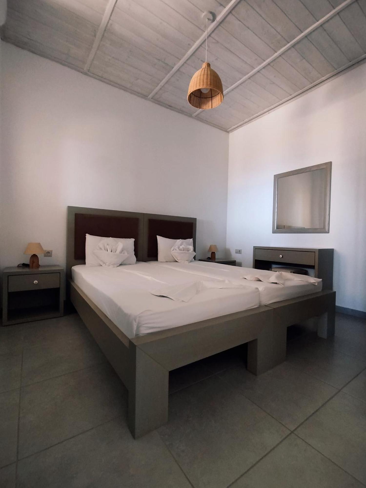 Alexena Apartments Agia Galini Dış mekan fotoğraf